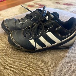 Very gently used toddler size baseball cleats, size 12.